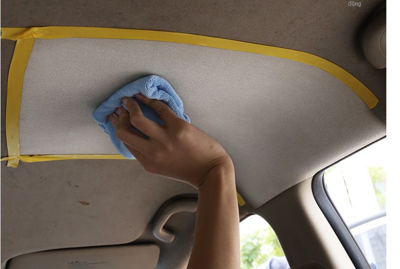 vệ sinh trần xe ô tô